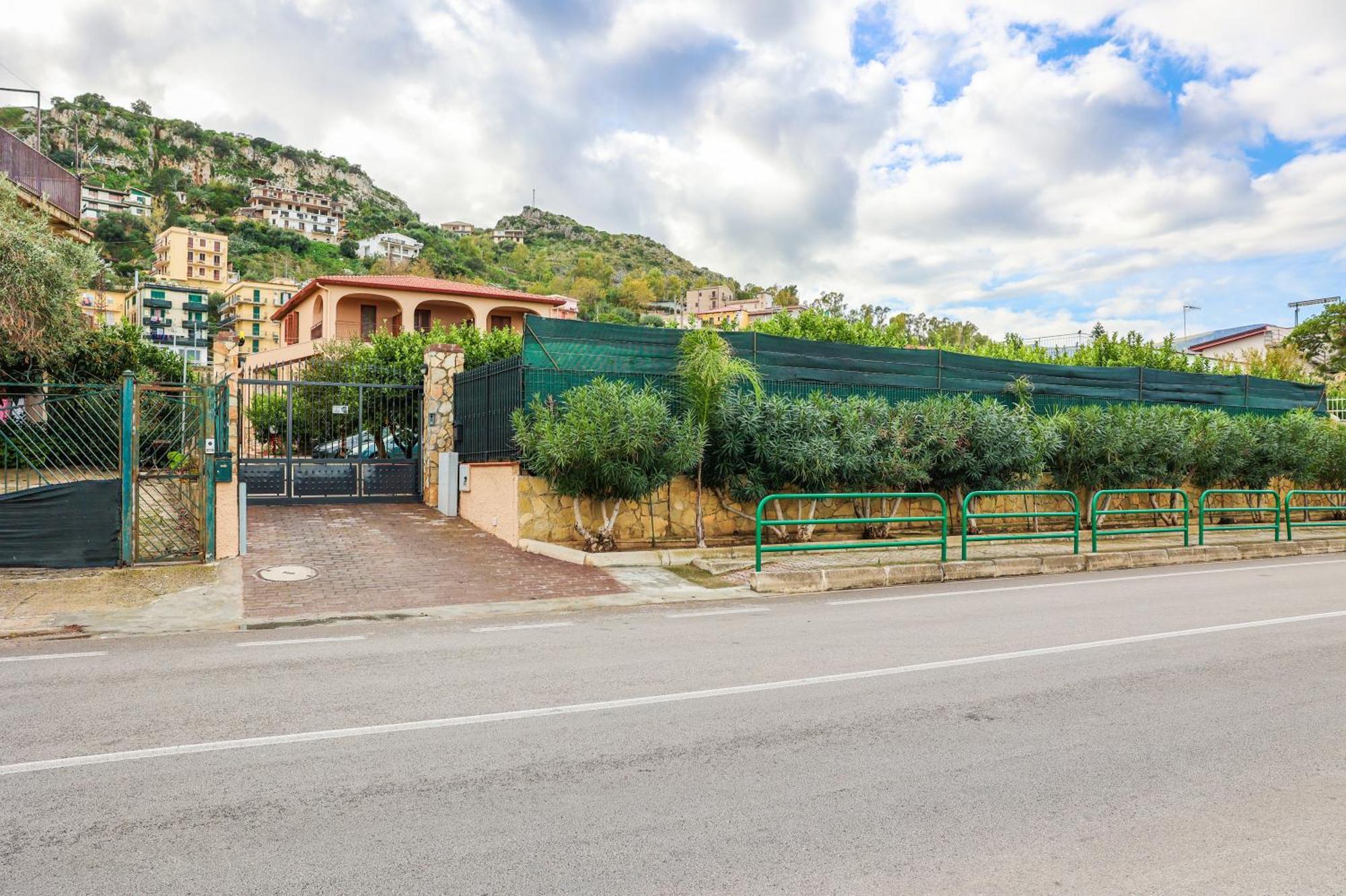 B&B Giardino Dei Cedri เทรเบีย ภายนอก รูปภาพ